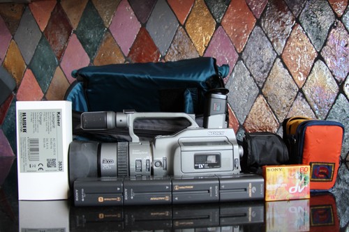 Sony dcr vx1000e camcorder - sony,