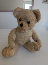 kleiner alter Teddy