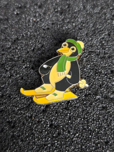 Pinguin auf skier - pinguin,