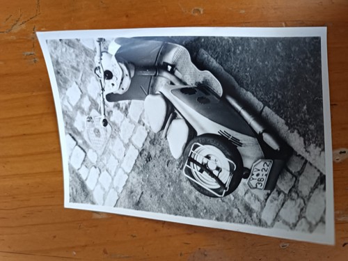 Altes foto motorroller roller - motorroller,