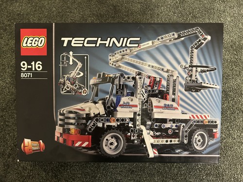 Lego 8071 service truck - lego,