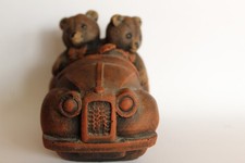 Gilde Handwerk Figur 2 Teddybären im Auto