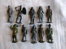 10 alte Ü-Ei Metallfiguren