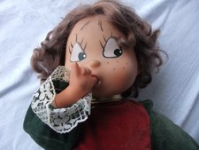 Alte Puppe Daumenlutscher Stoffkörper Gesicht u. Hände Gummi