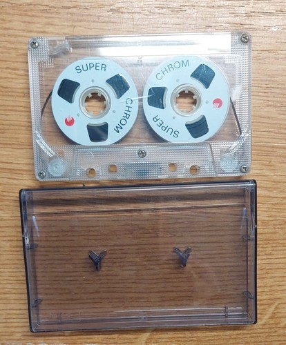 Reel kassette tape - x, to