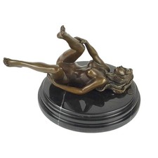 Bronze Skulptur Figur Bronzeskulptur Bronzefigur Frau Liegend Auf Dem Boden Art-