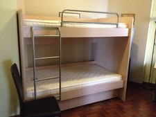 hochwertiges EtagenBett / StockBett Neuwertig, mit 2 Matrazen