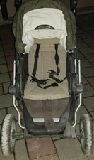 Babywagen mit Tasche 