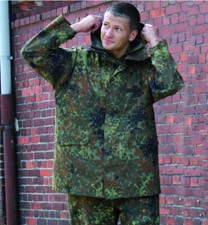 Bundeswehr BW Regenjacke Nässeschutzjacke Goretex flecktarn gebraucht Gr. I - IV
