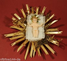 alter Weihnachtsschmuck JESUS KIND Fatschenkind aus Wachs auf Strohstern 
