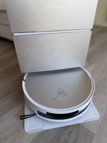 Ecovacs x12 pro - omni, robot