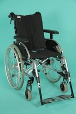 Rollstuhl Meyra mit Begleitpersonbremse Faltfahrer SB 42 cm faltbar #9576