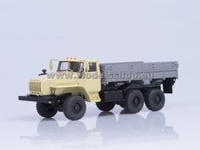 AI1076 URAL-43202-31 flatbed