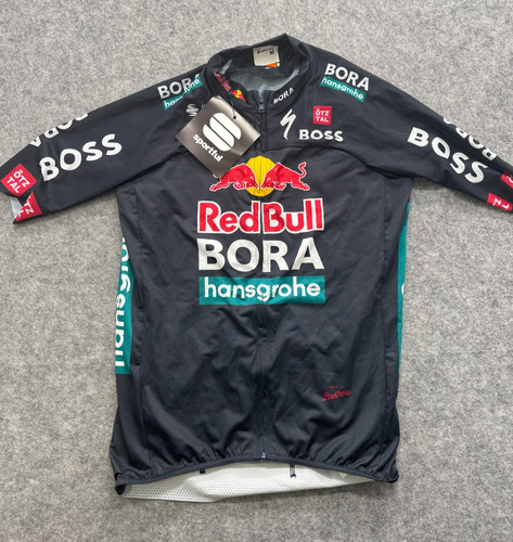 Team red bull - red,