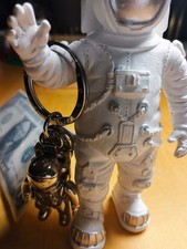 LOUIS VUITTON ASTRONAUT ZUM