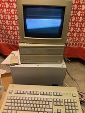Apple Macintosh IIci mit Zubehör & Disketten – Retro Komplettsystem?