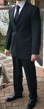 Herren Anzug Nadelstreifen schwarz Gr. 94 98 Abschlussball  Abiball Schurwolle