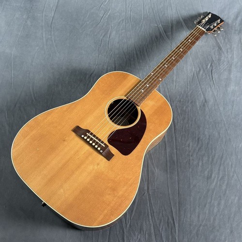 Gibson studio - j-45,
