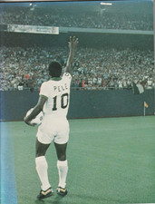 1977 NEW YORK COSMOS v SANTOS