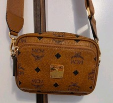 MCM Umhängetasche Cognac