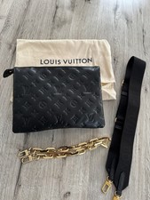 LOUIS VUITTON Coussin PM