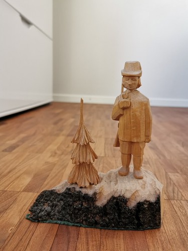 Handgeschnitzte figur jäger - handgeschnitzte,