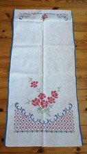 Vorhang Überhandtuch antik aus Omas Wäscheschrank Kreuzstich für Handtuchregale