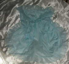 Traumschönes VOLANTS Nylon Negligee * Nachtkleid hellblau edel so schön L/XL