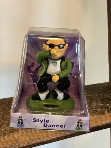 Retro solar wackelfigur - retro, solar-wackelfigur