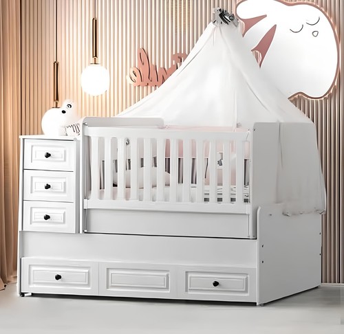 Luxuriöses weißes babybett - weißes,