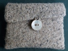 Kleine Damentasche beige-meliert gefilzt Handarbeit -  Unikat -