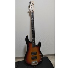 E-Bassgitarre G&L L-2000 Modell Sunburst S/N 031124 mit Tasche