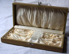 Alter leerer Besteckkasten