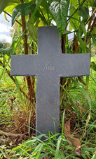 Schieferkreuz Grabdeko personalisiert Gravur Grabschmuck