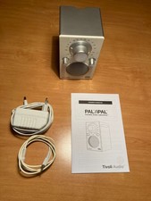 Tivoli Audio silber by Henry Kloss mit AUX IN Eingang u.a. für Iphone