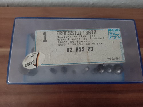 Fraesstiftsatz von pferd - von,