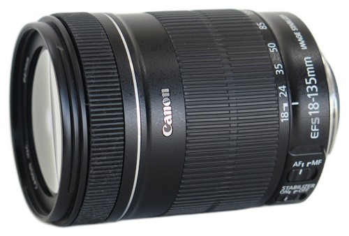 Canon 135 3 5 - 18-135, f/3.5-5.6