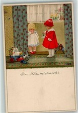 10636143 - Ein Traumichnicht Daumen lutschen Spielzeug Teddybaer Puppenwagen