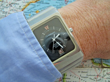 OMEGA CONSTELLATION MEGAQUARTZ