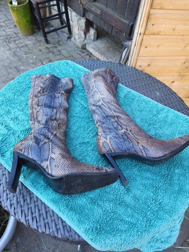 Stylische schlangen stiefel - stylische,