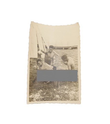 Foto soldat ohne uniform - -,