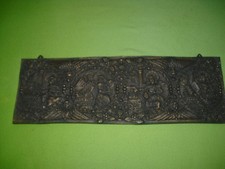 Relief aus Bronze, Darstellung