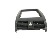 VW Touran Mittelkonsole