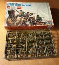 ESCI #206  WWII. 1/72  Deutsches Afrika-Korps 50 Figuren Komplett