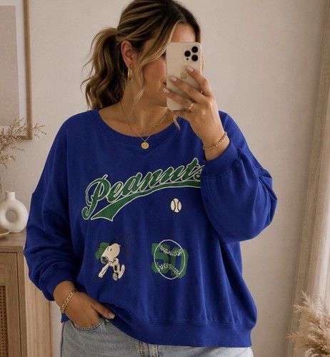 Peanuts snoopy sweatshirt - peanuts,