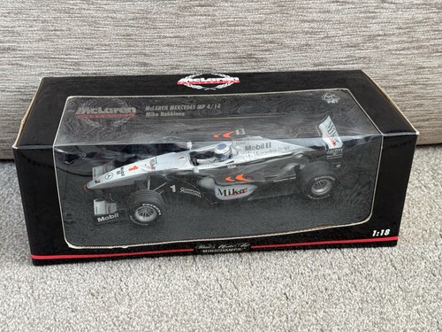 Minichamps mclaren - minichamps, 1:18