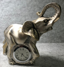 Groß -Glücks -Elefanten -Uhr