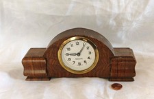 Kleine alte Tischuhr Mercedes