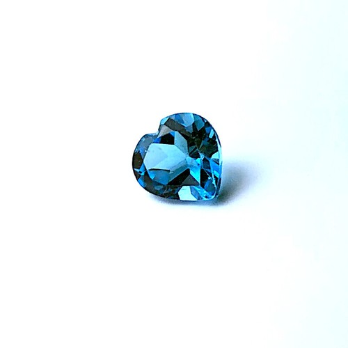Blautopas swiss blue