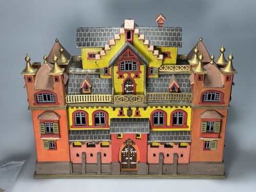 Großes haus bahnhof - großes,